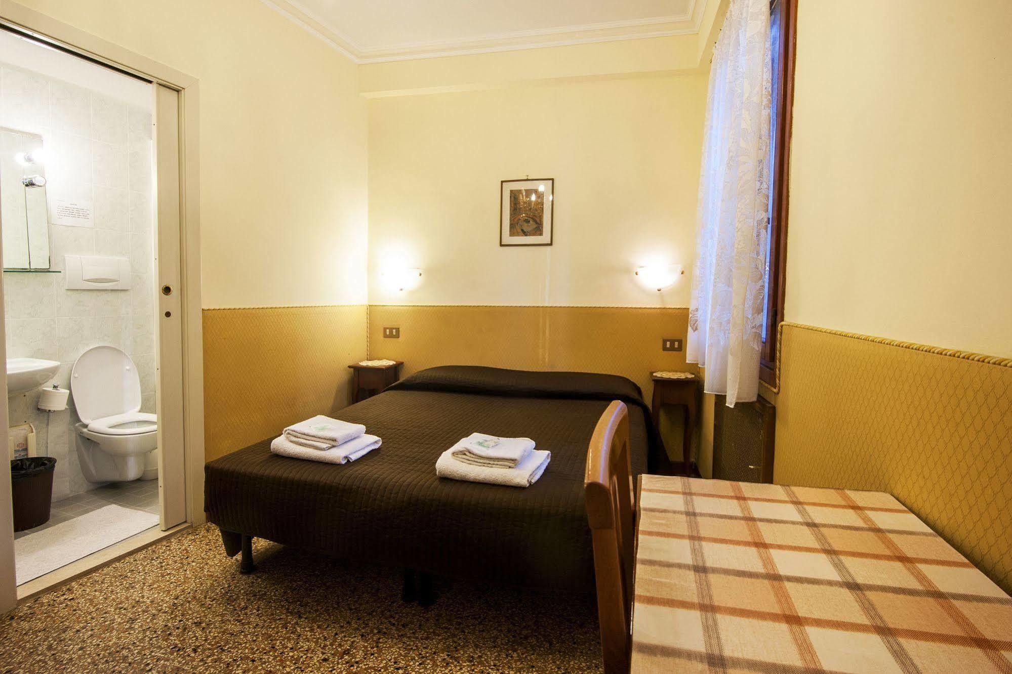 Hotel Locanda Ca' Foscari Venedig Eksteriør billede
